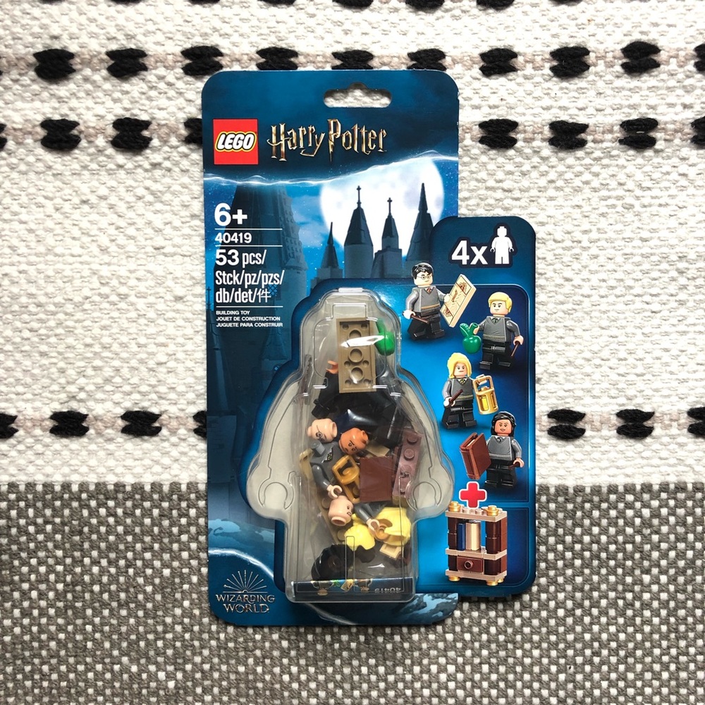 LEGO Harry Potter Minifigure Student Accessory Set 40419 | NWT